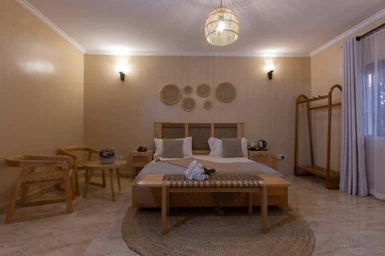 Tulia Lodge & Boutique