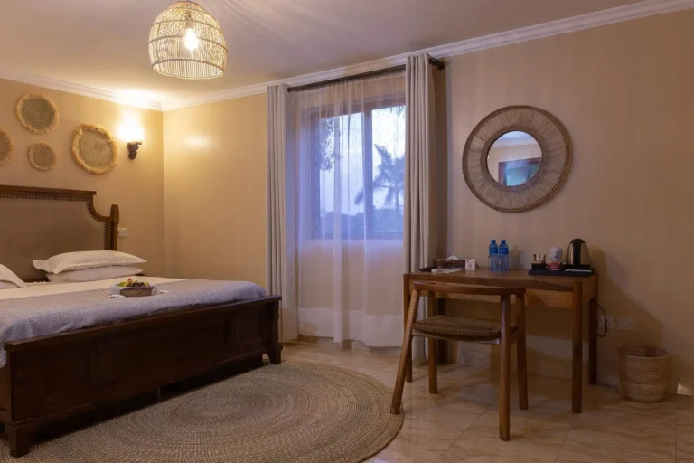 Tulia Lodge & Boutique