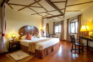Serengeti Serena Luxury Lodge